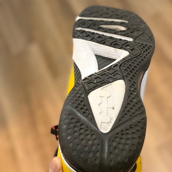 Sneakers - Picture 7 of 7